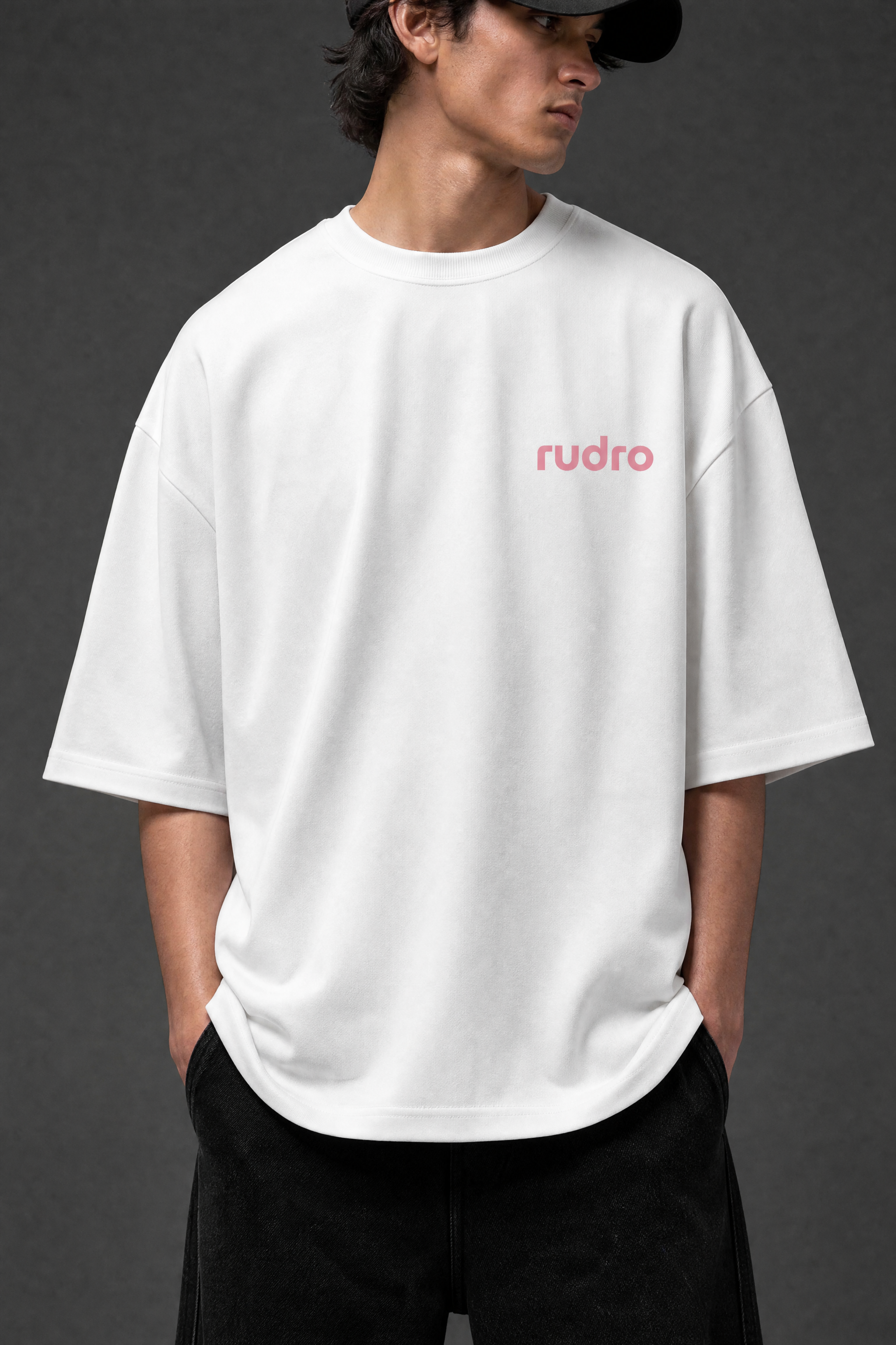 Necklace Pigeon T-shirt