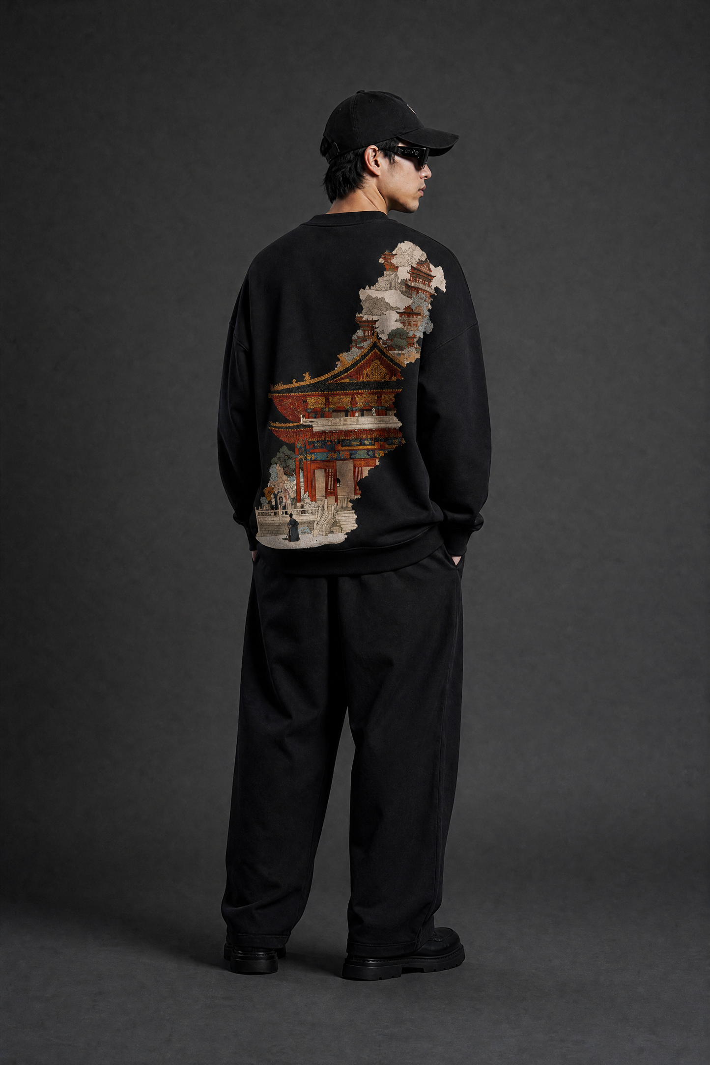 JAPANESE TEMPLE SWEATSHIRT